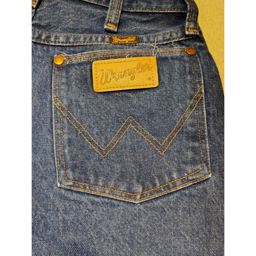 Wrangler Vintage High Waisted Straight Leg Jeans Dark Wash Made in USA 12 T - Picture 7 of 8
